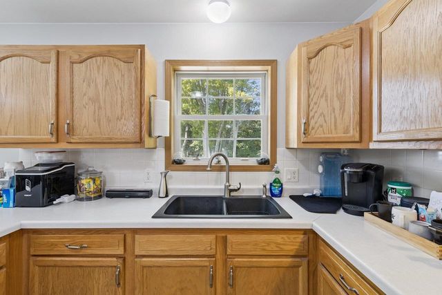 507 Jana Drive, Edgerton, WI 53534