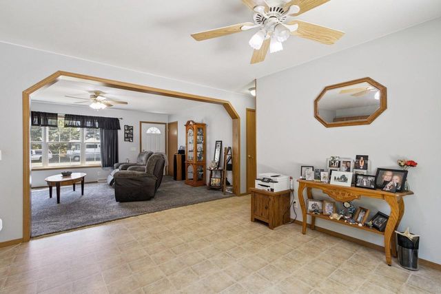 507 Jana Drive, Edgerton, WI 53534