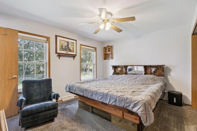 507 Jana Drive, Edgerton, WI 53534