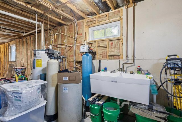 507 Jana Drive, Edgerton, WI 53534