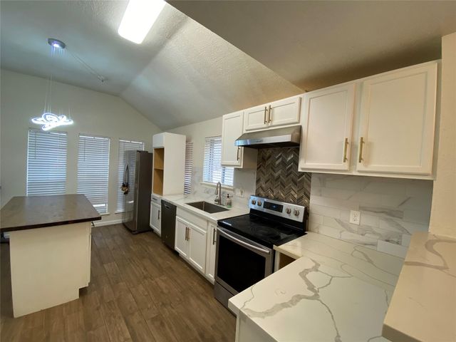 4803 Shadowdale Drive, Houston, TX 77041