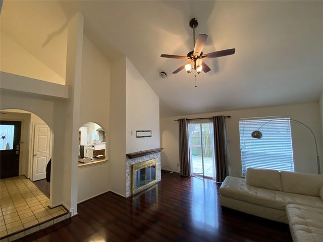 4803 Shadowdale Drive, Houston, TX 77041