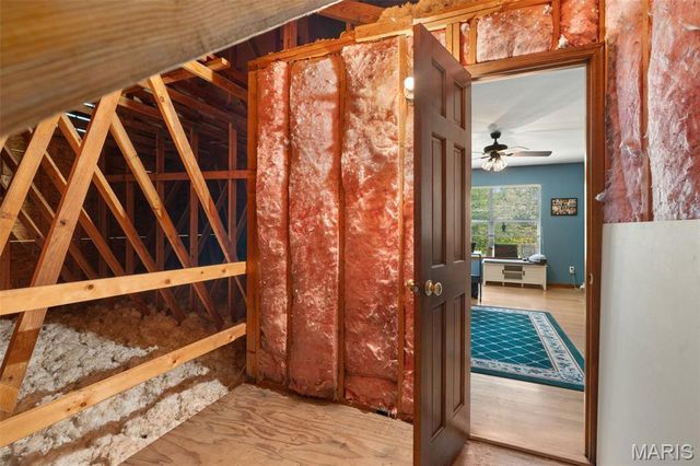 24331 Deer Creek Road, Warrenton, MO 63383