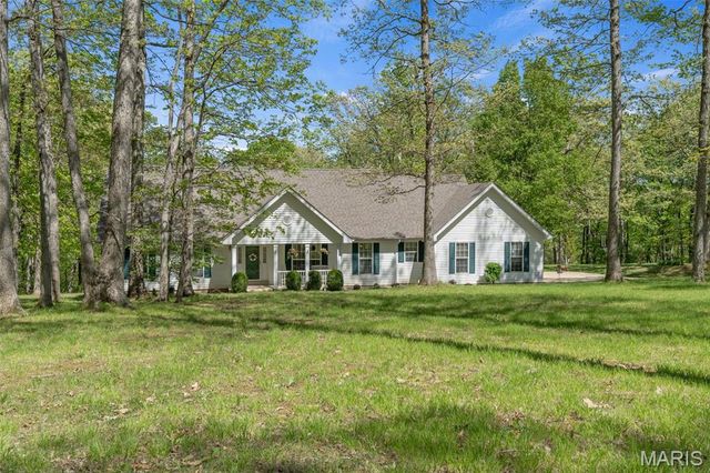 24331 Deer Creek Road, Warrenton, MO 63383