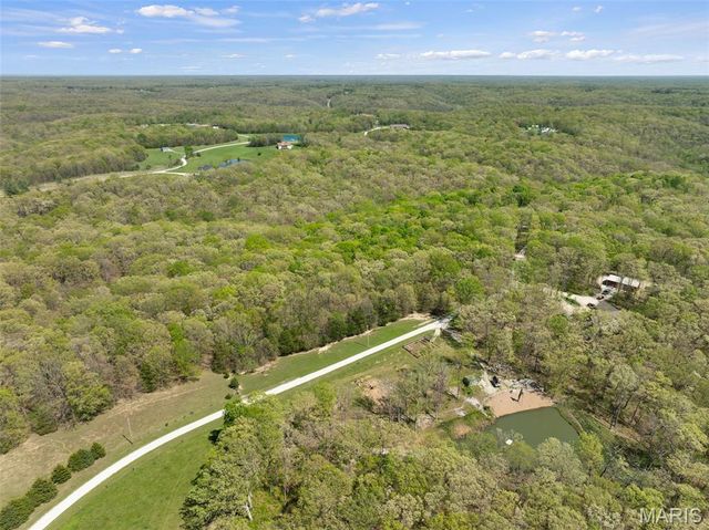 24331 Deer Creek Road, Warrenton, MO 63383