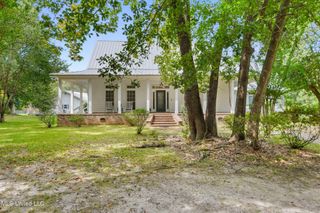26240 Eddy Road, Pass Christian, MS 39571