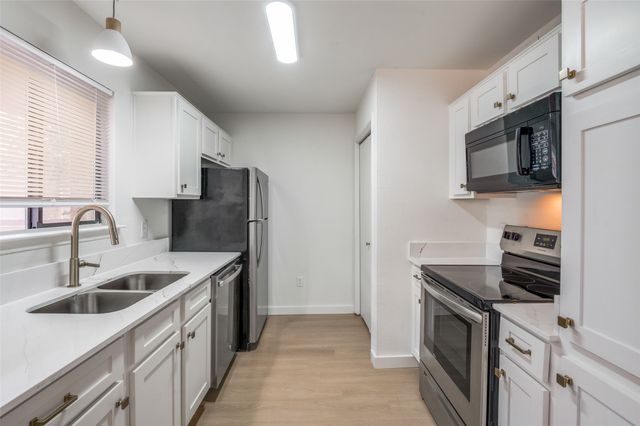 5550 Spring Valley Road D31, Dallas, TX 75254