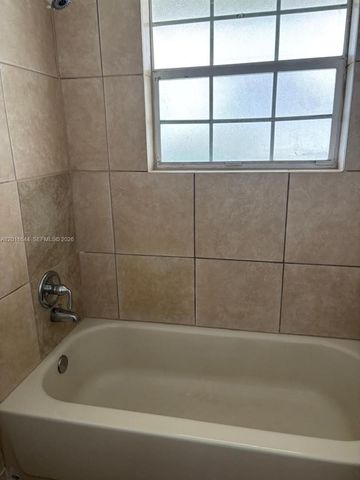 2048 Champions Way, North Lauderdale, FL 33068