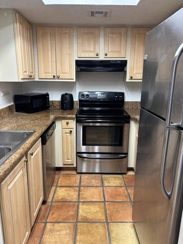 2048 Champions Way, North Lauderdale, FL 33068