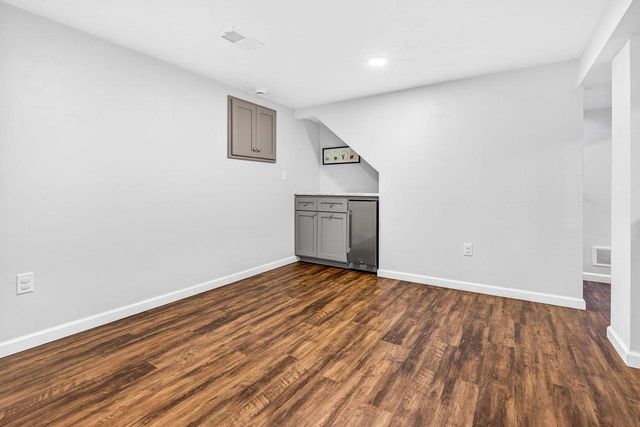443 WOODLAWN COURT, Combined Locks, WI 54113