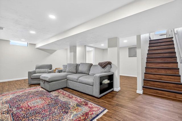 443 WOODLAWN COURT, Combined Locks, WI 54113