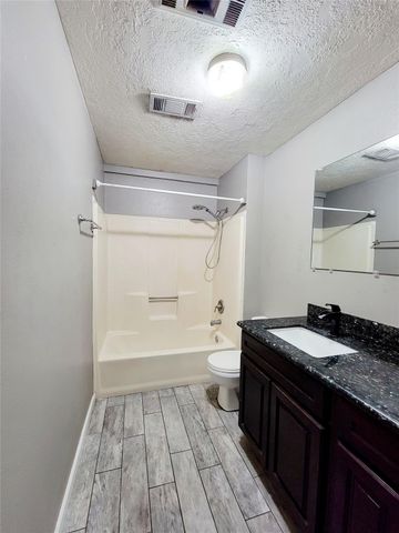 12070 Old County Road 2, Willis, TX 77378