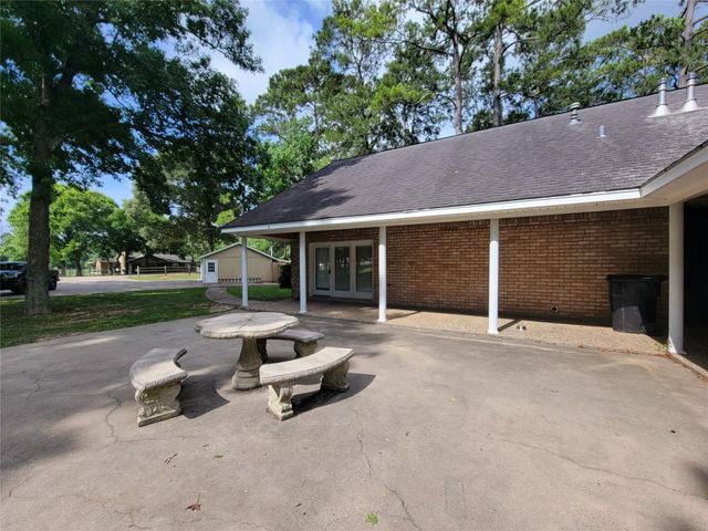 12070 Old County Road 2, Willis, TX 77378