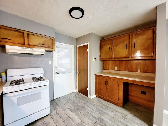 12070 Old County Road 2, Willis, TX 77378