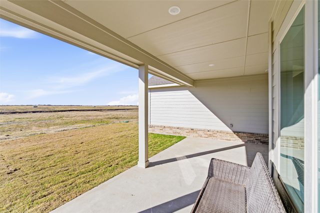2050 County Road 200, Valley View, TX 76272