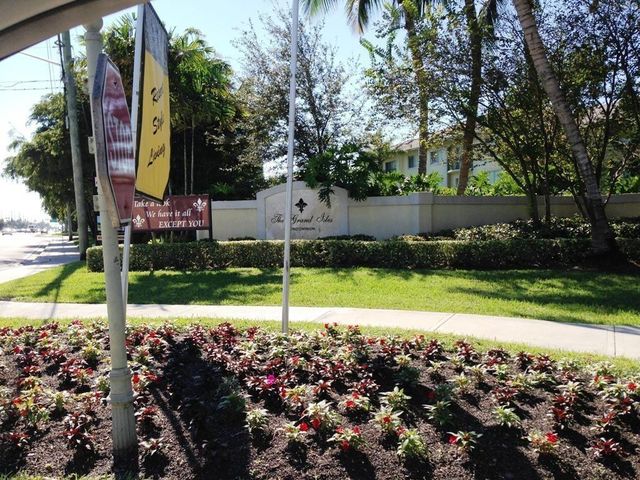 4163 N HAVERHILL Road 1215, West Palm Beach, FL 33417