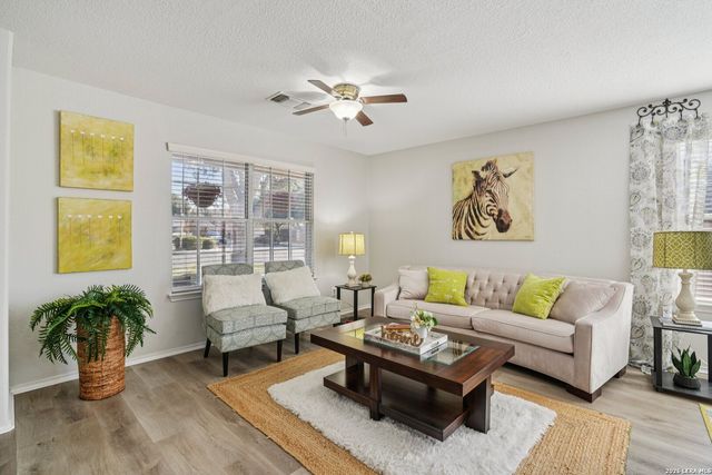 431 Woodstone, Cibolo, TX 78108