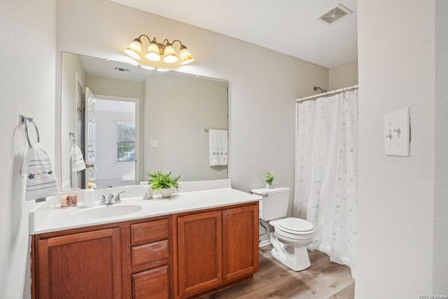 431 Woodstone, Cibolo, TX 78108