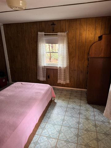 5 Coopers Grove Road, Kingston, NH 03848