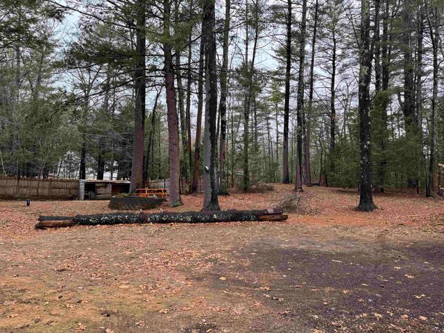 5 Coopers Grove Road, Kingston, NH 03848