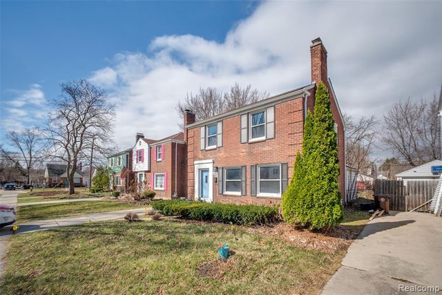 19217 Linville Street, Grosse Pointe, MI 48236