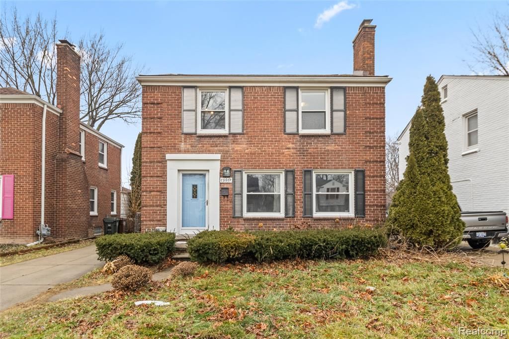 19217 Linville Street, Grosse Pointe, MI 48236