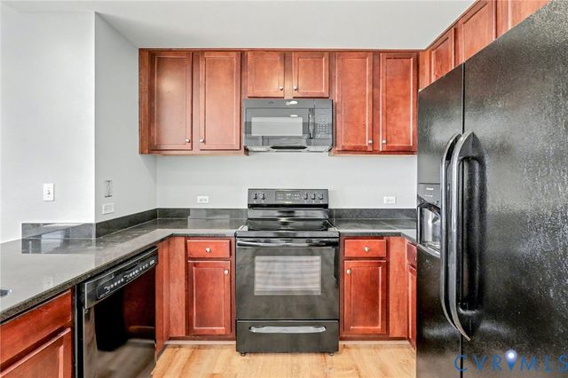 1101 Haxall Pt Unit#1010, Richmond, VA 23219