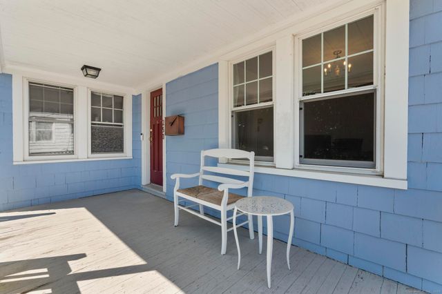 250 Rockwell Avenue, Stratford, CT 06615