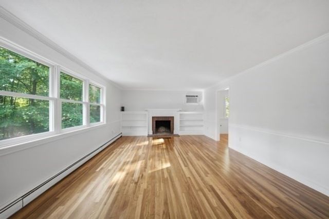 181 Whitcomb Ave, Littleton, MA 01460