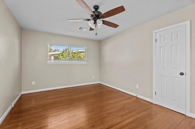 10030 Haddington Drive, Houston, TX 77080