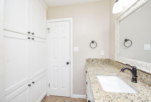 10030 Haddington Drive, Houston, TX 77080