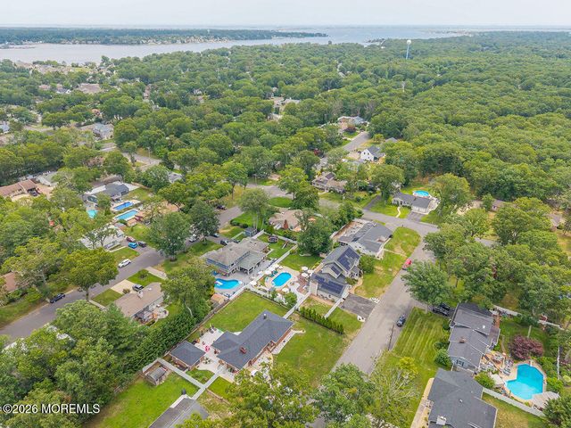 428 Washington Avenue, Pine Beach, NJ 08741