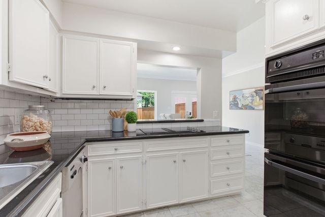 3434 Granada Avenue, University Park, TX 75205