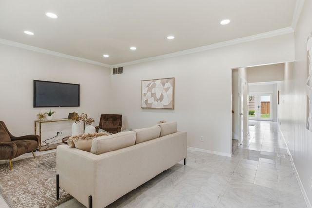 3434 Granada Avenue, University Park, TX 75205