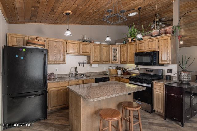 961 E Agate Lane, Wasilla, AK 99654