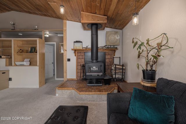 961 E Agate Lane, Wasilla, AK 99654