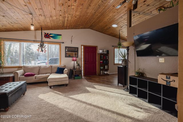 961 E Agate Lane, Wasilla, AK 99654