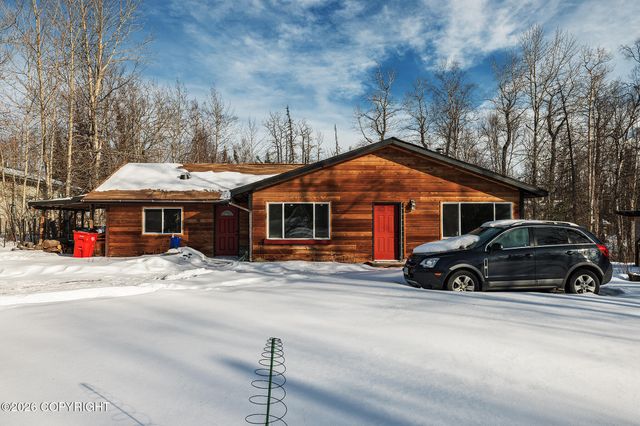 961 E Agate Lane, Wasilla, AK 99654