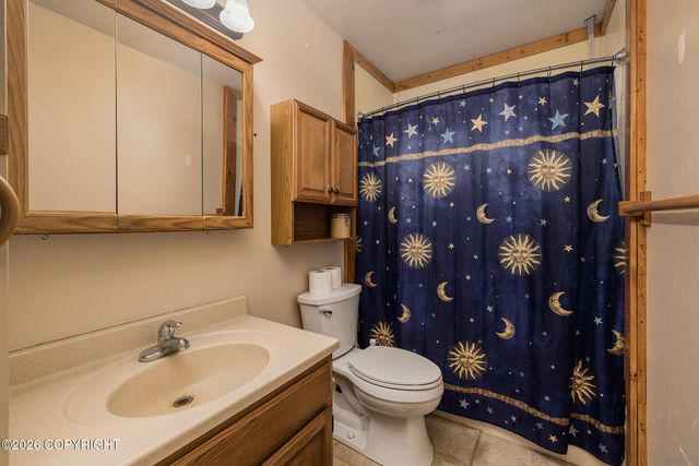 961 E Agate Lane, Wasilla, AK 99654