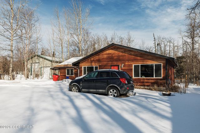 961 E Agate Lane, Wasilla, AK 99654