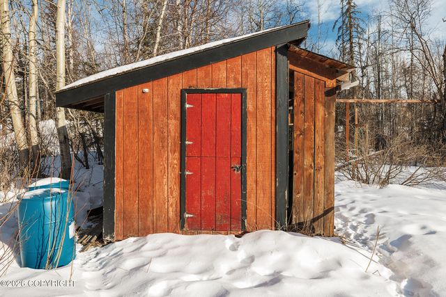 961 E Agate Lane, Wasilla, AK 99654