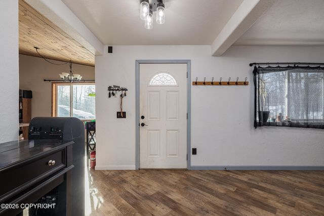 961 E Agate Lane, Wasilla, AK 99654