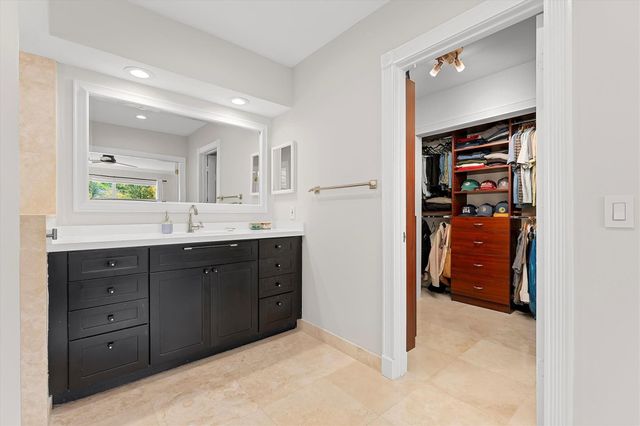 9881 SW 2nd Street, Plantation, FL 33324