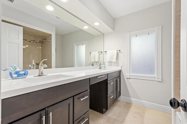 9881 SW 2nd Street, Plantation, FL 33324