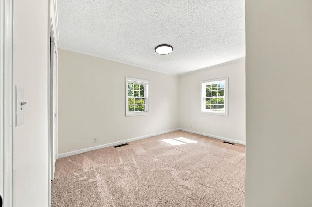 Image 19 of property listing at 1 Hemlock Haven, Hampton, NH 03842