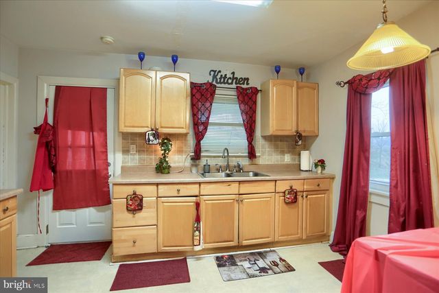 510 CHAMBERS ST, Harrisburg, PA 17113