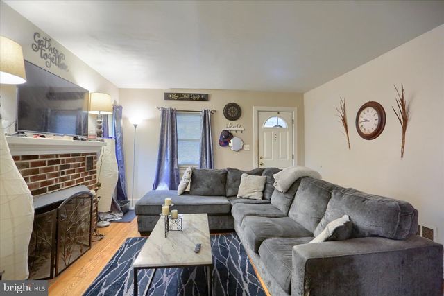 510 CHAMBERS ST, Harrisburg, PA 17113