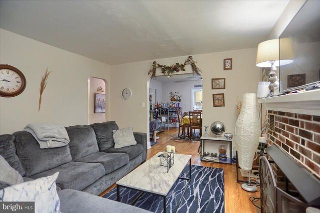 510 CHAMBERS ST, Harrisburg, PA 17113