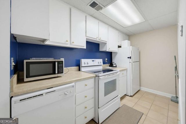 4308 Oak Walk N, Cumming, GA 30041