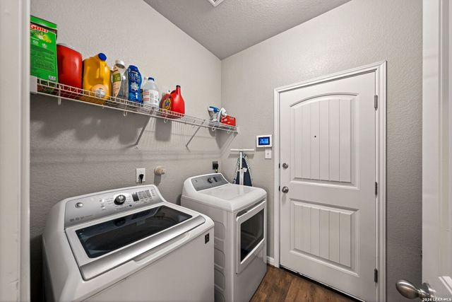 10214 Shawnee Bluff, Converse, TX 78109